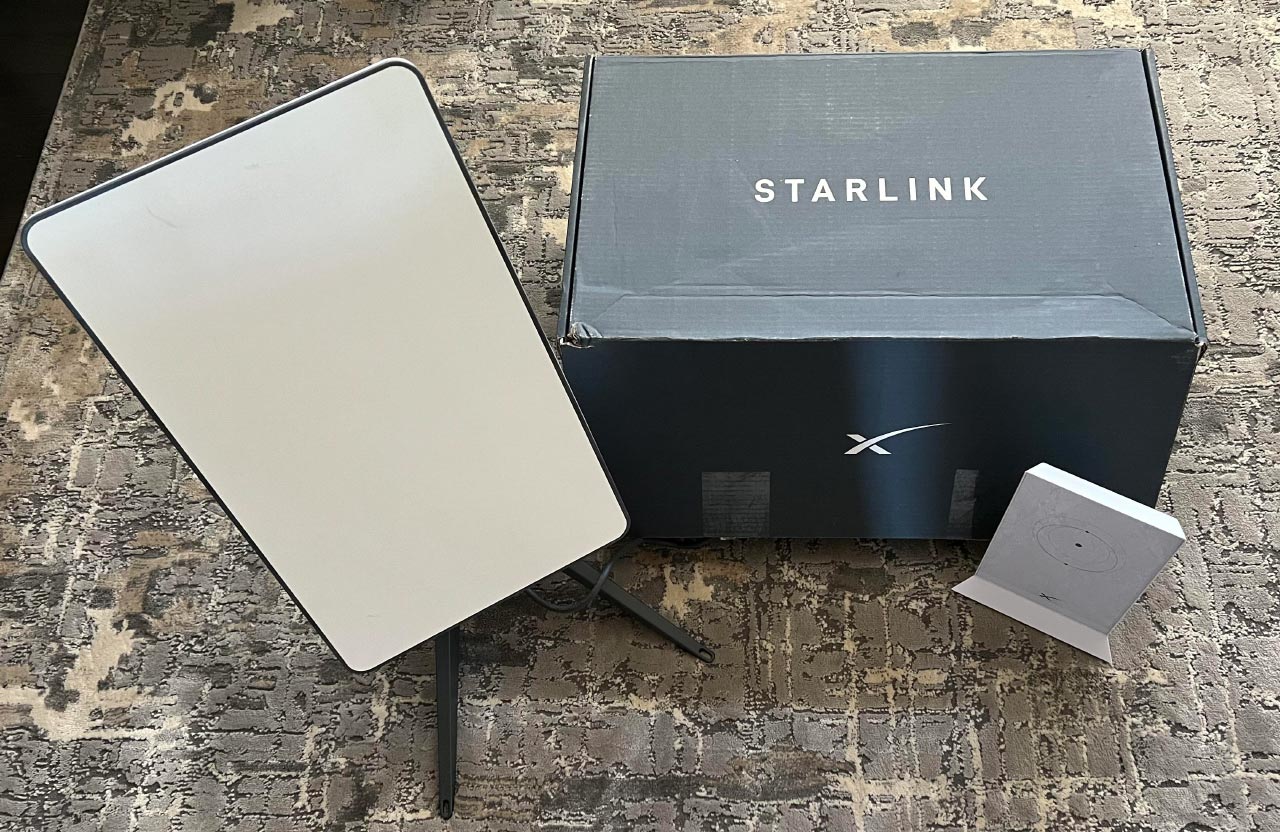 Працівники підприємства придбали дві супутникові установки Starlink.